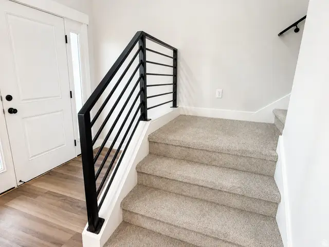1198 S Village Ln #A4, Richfield, UT 84701 - #3