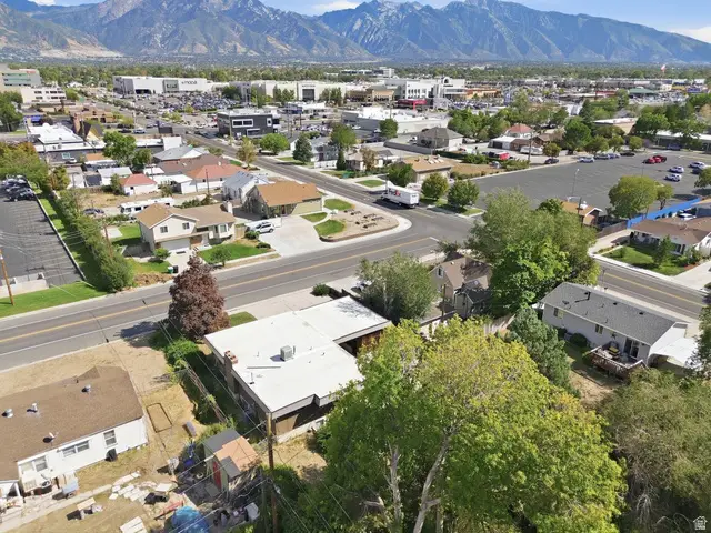 6082 S Main St, Murray, UT 84107 - #3