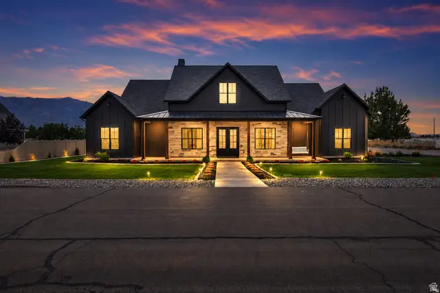 501 W 2300 S, Richfield, UT 84701 - #1