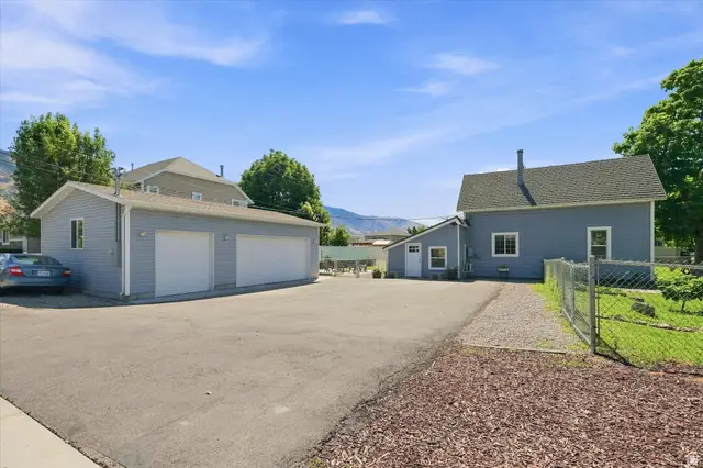 612 S 600 E, River Heights, UT 84321 - #3