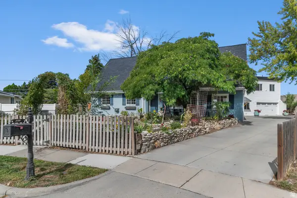 6482 S 2520 E, Cottonwood Heights, UT 84121