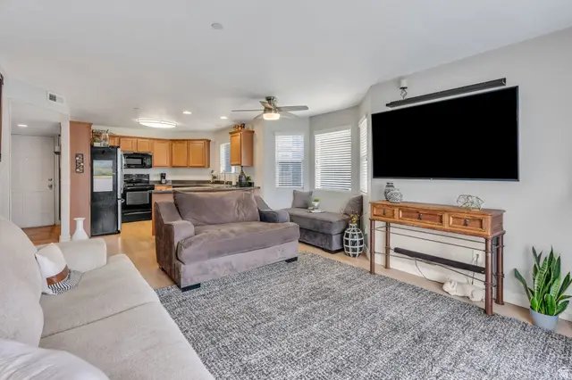 74 E Resaca Dr S #B7, Sandy, UT 84070 - #3