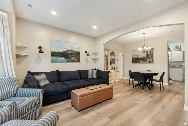 1201 W Glencoe Dr S, Murray, UT 84123 - #3