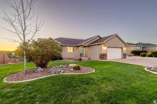 136 S Marble Canyon Dr, Cedar City, UT 84720 - #3