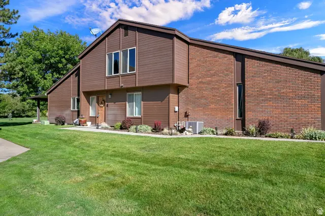 24 N White Barn Dr W, Pleasant View, UT 84414 - #3