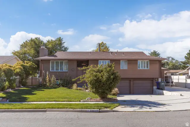 3367 W Blue Haven Dr, West Valley City, UT 84119 - #2