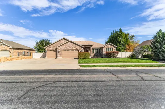 11159 S Via Encantada Way, South Jordan, UT 84095 - #3