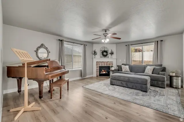 338 W Rye Dr N, Saratoga Springs, UT 84045 - #3