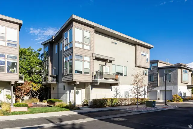 7748 S Rooftop Dr W, Midvale, UT 84047 - #1