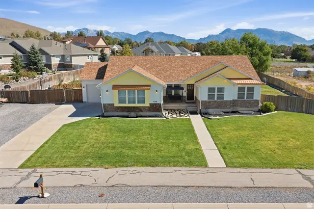9290 N Horizon Dr, Eagle Mountain, UT 84005 - #2