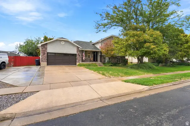 1886 S Dahl Ln, Syracuse, UT 84075 - #1