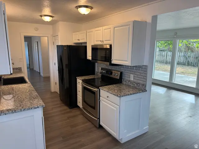 468 Pioneer Ave, Tooele, UT 84074 - #3