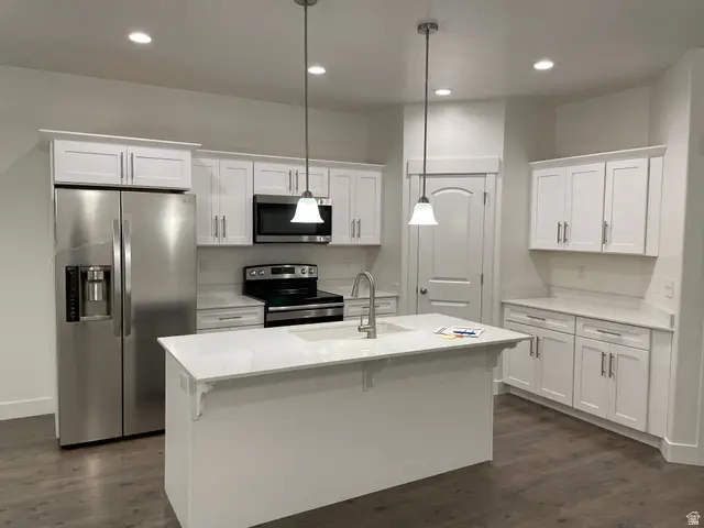 16322 S Truss Dr, Bluffdale, UT 84065 - #3