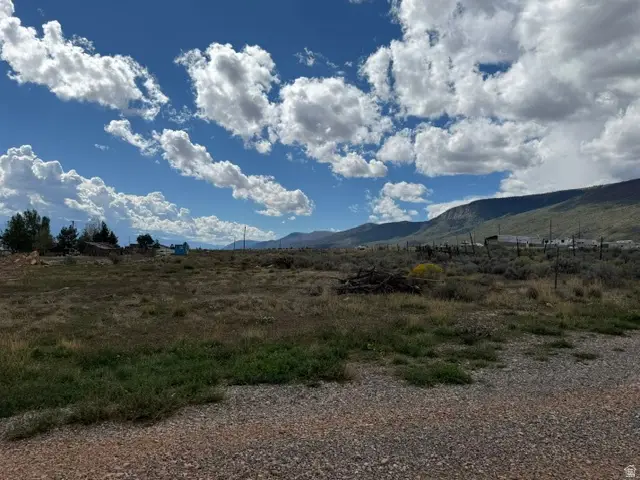 887 W 300 N #19, Fountain Green, UT 84632 - #3