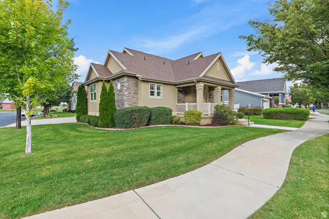 664 S Silver Leaf Dr, Mapleton, UT 84664 - #3