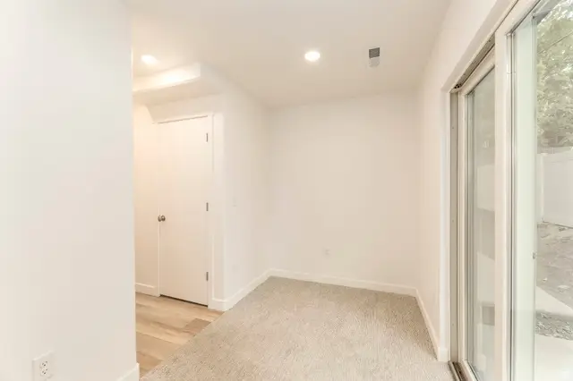257 W Bishop Pl #2-09, Salt Lake City, UT 84103 - #3