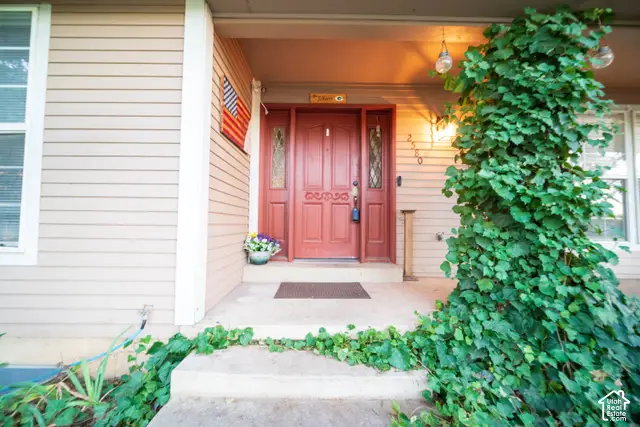 2580 E Country Oaks Dr #202, Layton, UT 84040 - #2