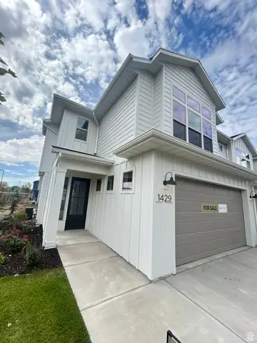 1429 W Pleasant View Dr #40, Kaysville, UT 84037