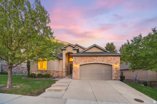 9138 N Renaissance Dr, Cedar Hills, UT 84062