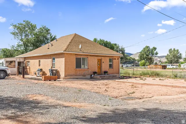 88 S State, Sigurd, UT 84657 - #3