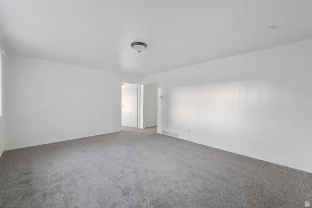 10689 S 2200 W, South Jordan, UT 84095 - #3