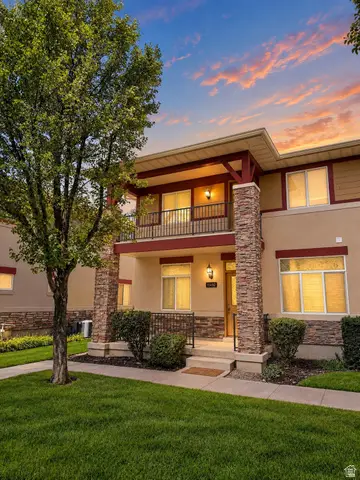 11432 S Oakmond Rd W, South Jordan, UT 84009