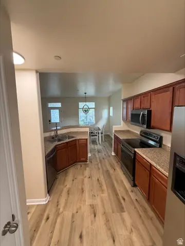 11432 S Oakmond Rd W, South Jordan, UT 84009 - #3