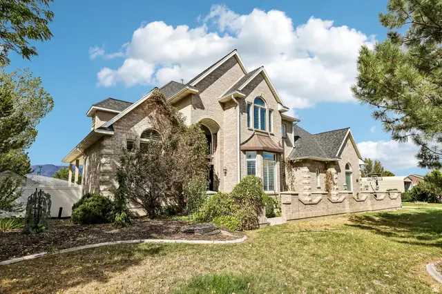 3795 S Sun Valley Dr E, Grantsville, UT 84029 - #2