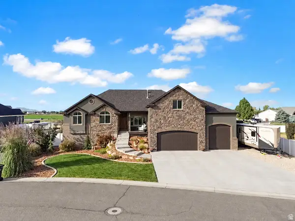 4863 Jacquelyn Park Ln, Taylor, UT 84401