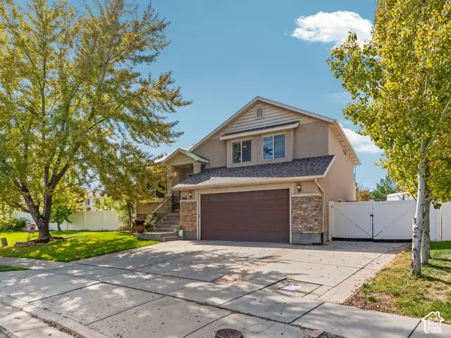 1060 W Ascot Dr, North Salt Lake, UT 84054 - #2