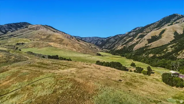 2759 E Canyon Rd, Smithfield, UT 84335 - #1