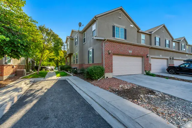 3075 S Crews Ct, West Valley City, UT 84120 - #2