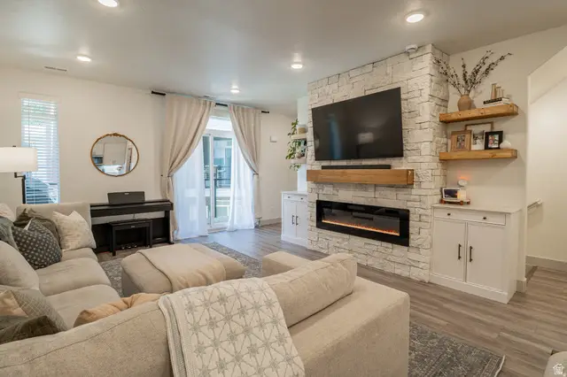 461 E 690 S #127, Clearfield, UT 84015 - #2