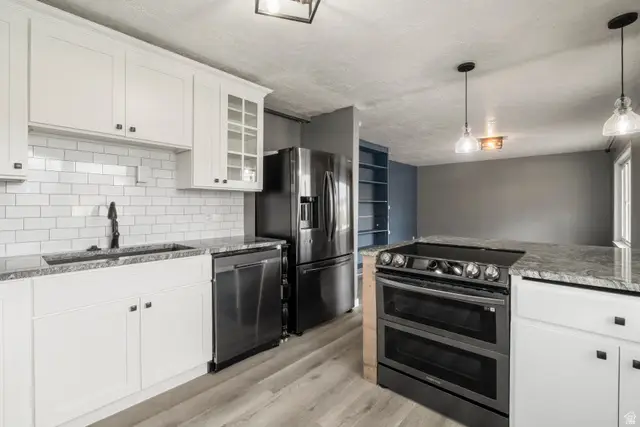 97 W Lester Ave, Murray, UT 84107 - #2