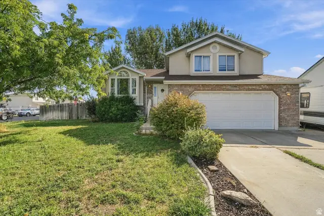 1598 N 2530 W, Clinton, UT 84015 - #2