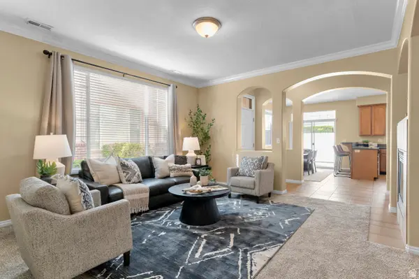 482 Kent Dr, North Salt Lake, UT 84054