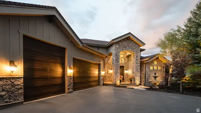 1459 E Meadow Bluff Ln, Draper, UT 84020 - #2