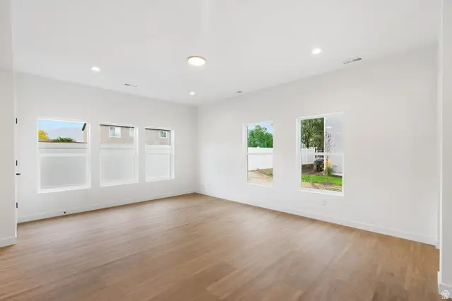 735 S Harrison Dr #26, Springville, UT 84663 - #3