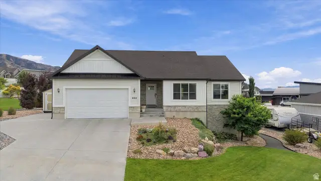 952 E 100 N, Hyde Park, UT 84318 - #2