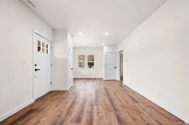 563 S Denver St, Salt Lake City, UT 84111 - #2