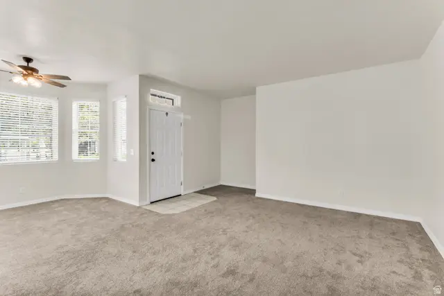 962 S Courtyard Ln, Centerville, UT 84014 - #2