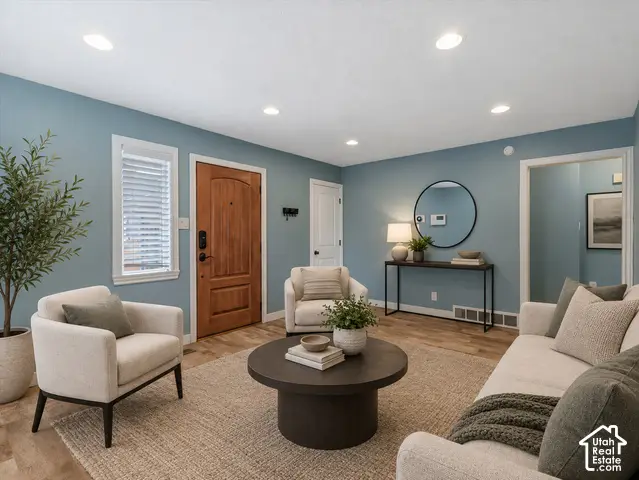 725 N Lafayette Dr W, Salt Lake City, UT 84116 - #3