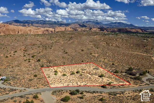 1301 N Kayenta Dr, Moab, UT 84532 - #2