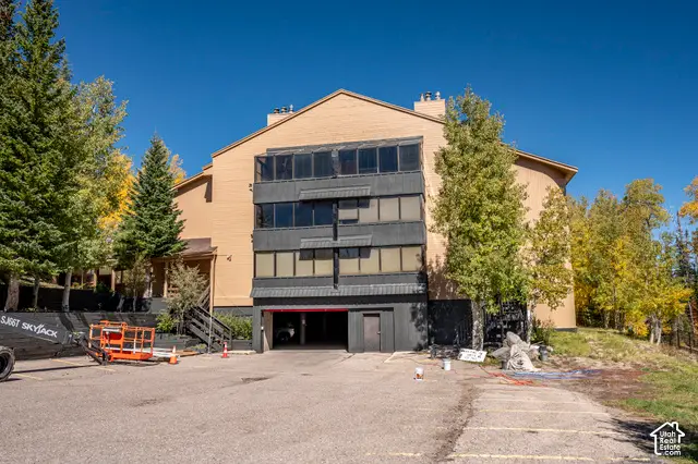 150 W Ridge View St, Brian Head, UT 84719 - #3