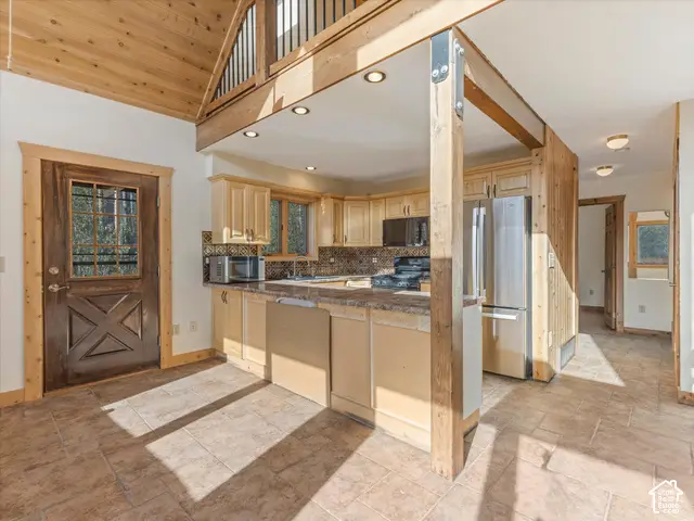 10320 N Eagle Way #119 E #119, Oakley, UT 84055 - #3