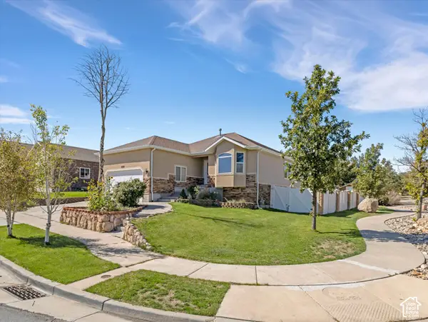 8354 S Oak Gate Dr W, West Jordan, UT 84081