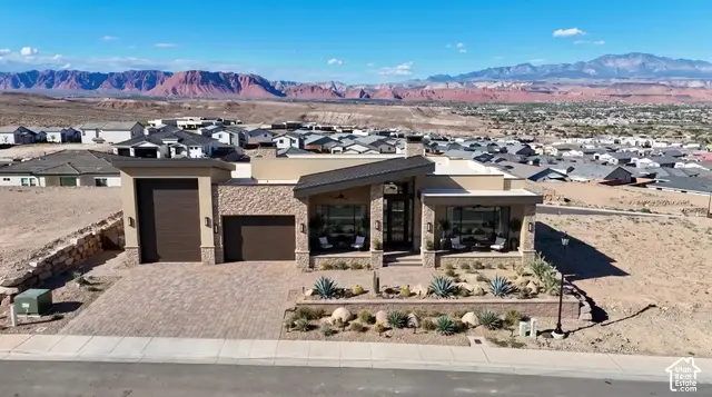 142 S Lesina Heights Dr, Saint George, UT 84770 - #2