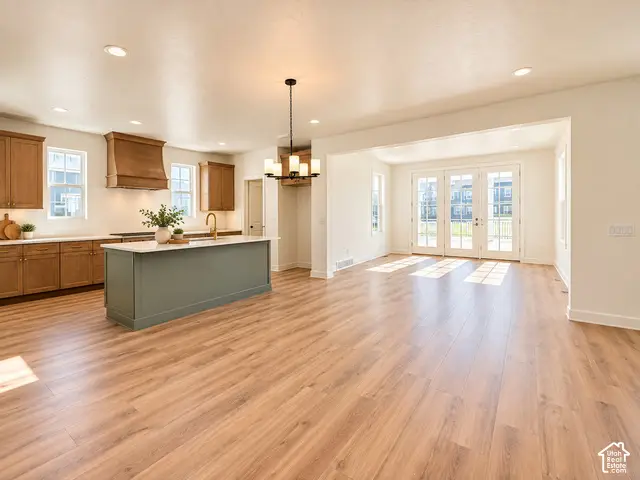 11283 S Hazel Green Dr W, South Jordan, UT 84009 - #2