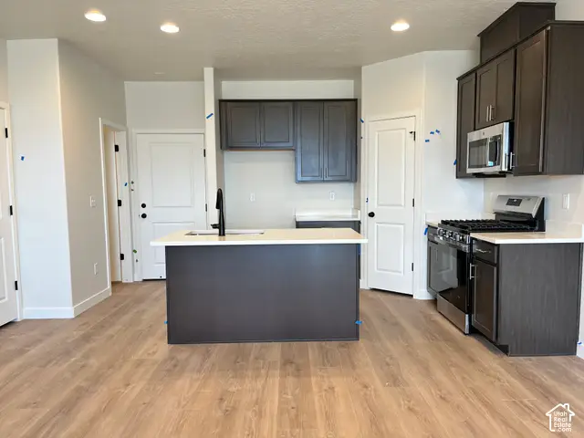6879 S Mount Berry Rd #441, West Jordan, UT 84081 - #3