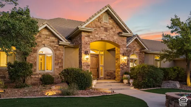 1811 S Panorama Dr, Cedar City, UT 84720 - #2